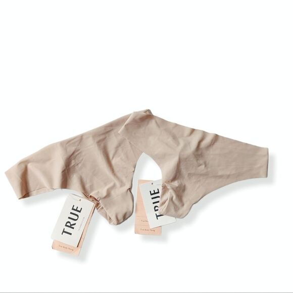 True&Co NWT 2 Pair Low Rise Seamless Invisible Line Thongs M Dulce Panties - Picture 3 of 9